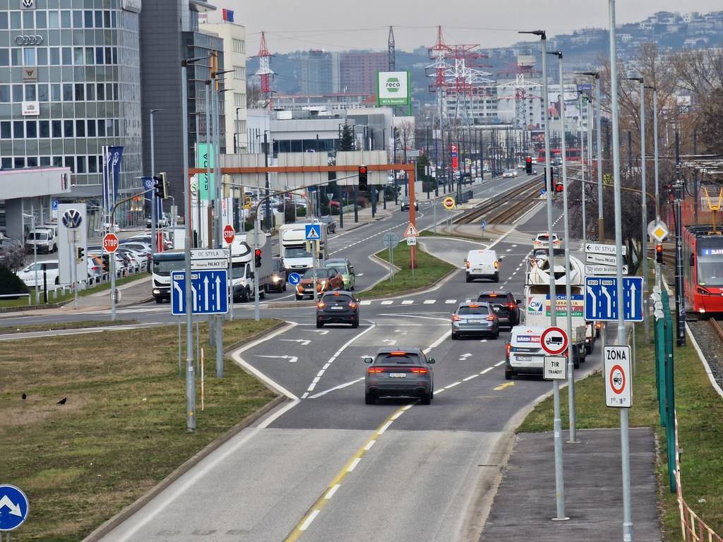 Zmena definície križovatky: Čo znamená pre parkovanie?